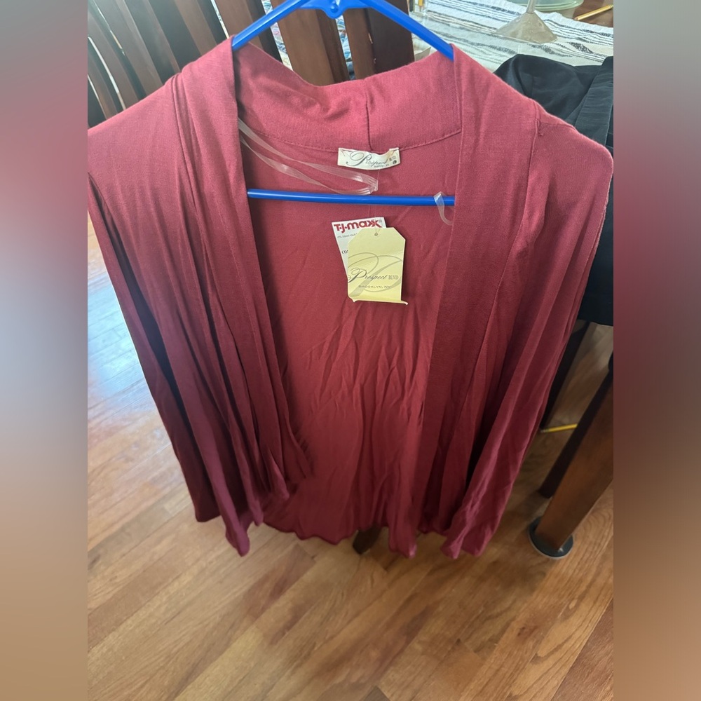 NWT Prospect cardigan light weight size large